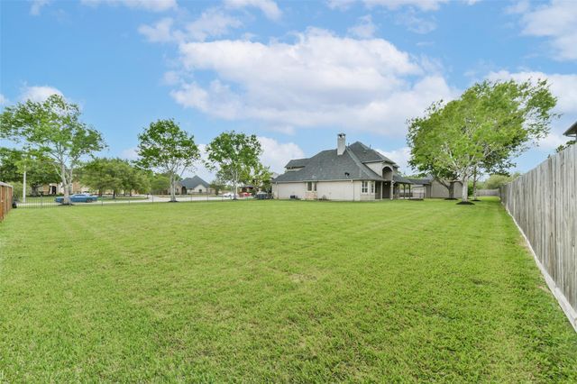 310 Del Monte Drive, Friendswood, TX 77546