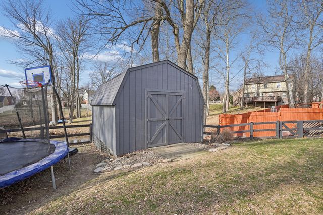 210 Meadow Creek Drive, Florence, KY 41042