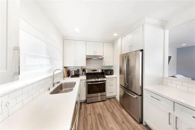 207 Cypress A, Newport Beach, CA 92661