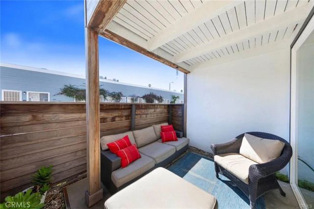 207 Cypress A, Newport Beach, CA 92661