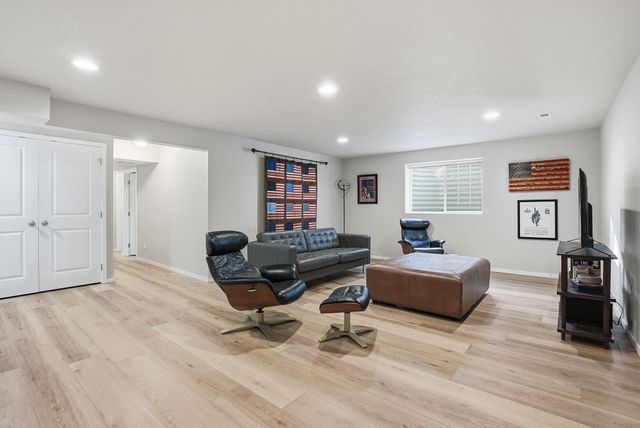 1853 W Bridge Ave, Spokane, WA 99201
