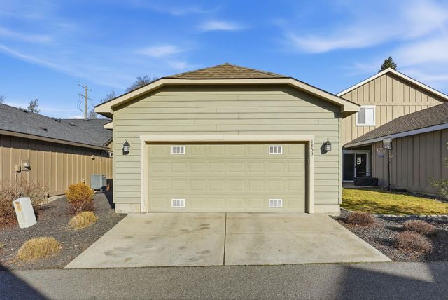 1853 W Bridge Ave, Spokane, WA 99201