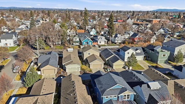 1853 W Bridge Ave, Spokane, WA 99201