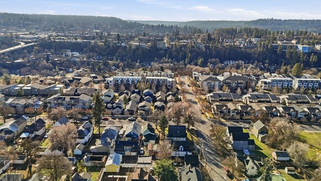 1853 W Bridge Ave, Spokane, WA 99201