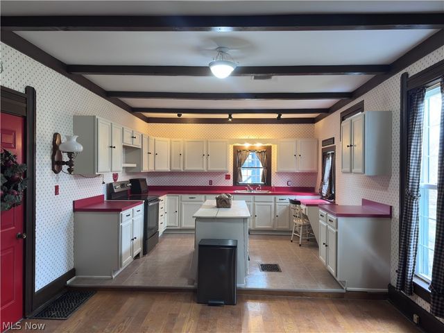 3189 State Route 307, Austinburg, OH 44010