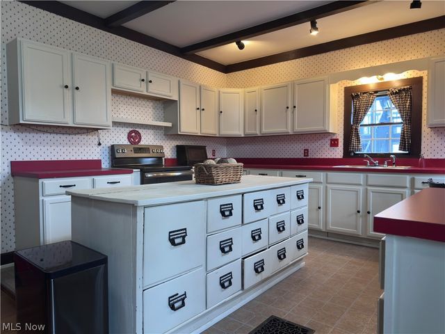 3189 State Route 307, Austinburg, OH 44010