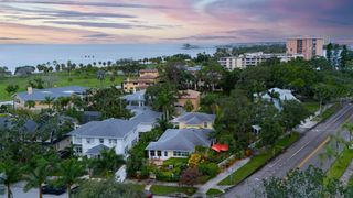 1417 BEACH DRIVE NE, St Petersburg, FL 33704