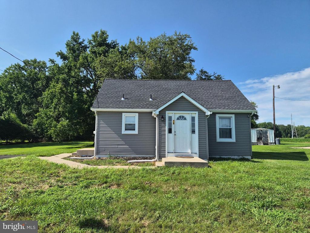 78 HUMPHREYS AVE, PENNSVILLE, NJ 08070 — exterior