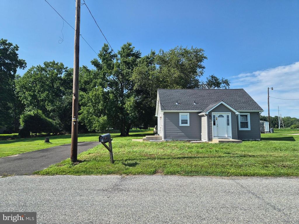 78 HUMPHREYS AVE, PENNSVILLE, NJ 08070 — photo 2