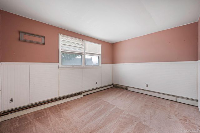 3 Layton Avenue, Hicksville, NY 11801