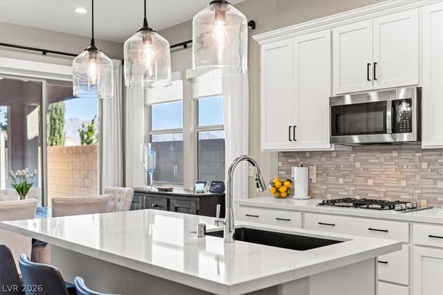 9916 HEATHER MOORE Avenue, Las Vegas, NV 89166