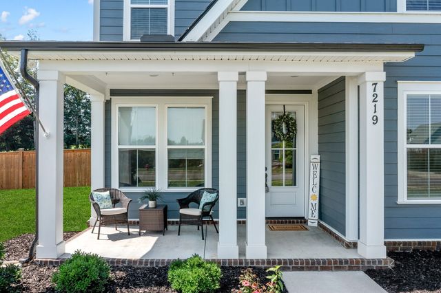 7219 Adenborough Dr, Fairview, TN 37062