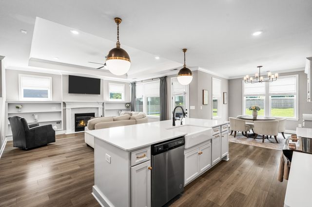 7219 Adenborough Dr, Fairview, TN 37062