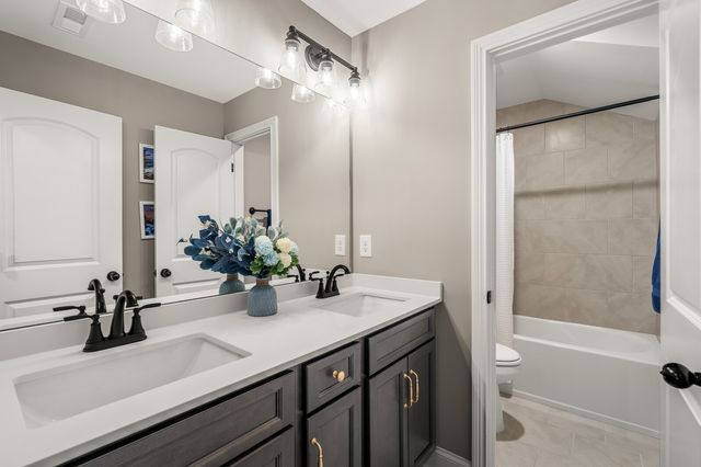 7219 Adenborough Dr, Fairview, TN 37062