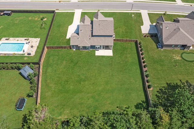 7219 Adenborough Dr, Fairview, TN 37062