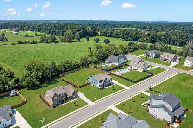 7219 Adenborough Dr, Fairview, TN 37062