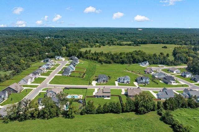 7219 Adenborough Dr, Fairview, TN 37062