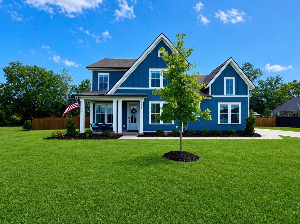 7219 Adenborough Dr, Fairview, TN 37062