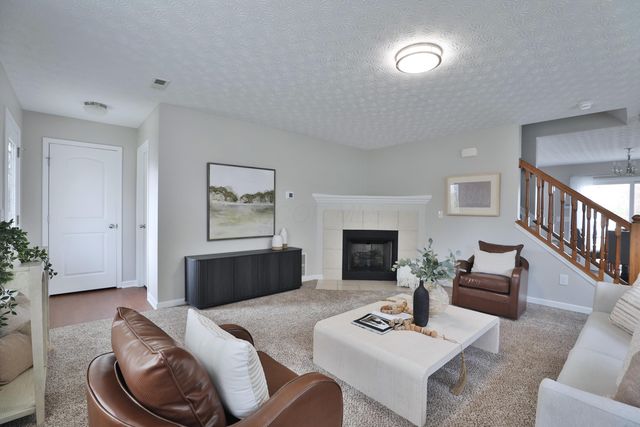 5569 Goose Falls Drive, Dublin, OH 43016