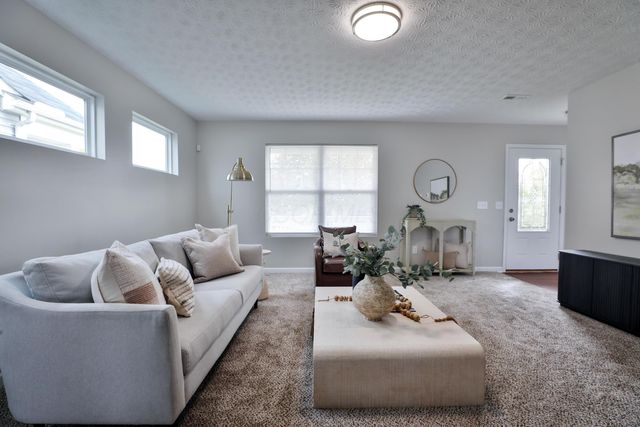 5569 Goose Falls Drive, Dublin, OH 43016