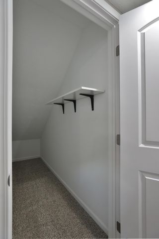 5569 Goose Falls Drive, Dublin, OH 43016