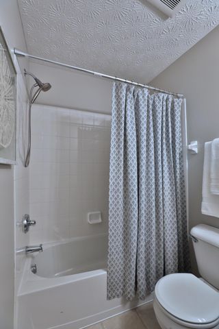 5569 Goose Falls Drive, Dublin, OH 43016