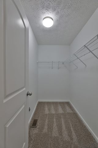 5569 Goose Falls Drive, Dublin, OH 43016