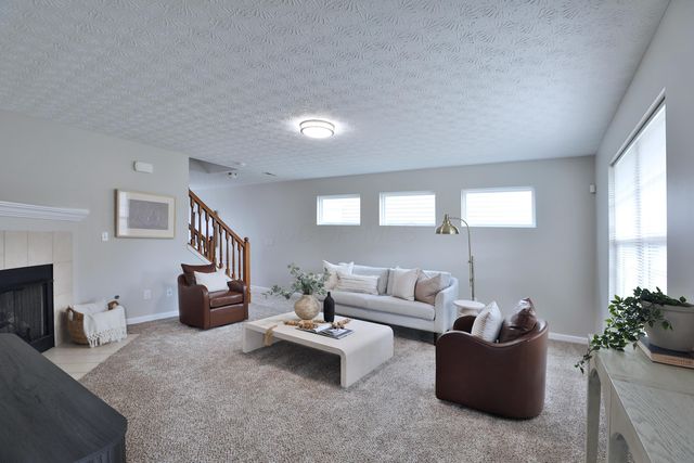 5569 Goose Falls Drive, Dublin, OH 43016