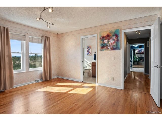 10402 E Pinewood Dr, Parker, CO 80138