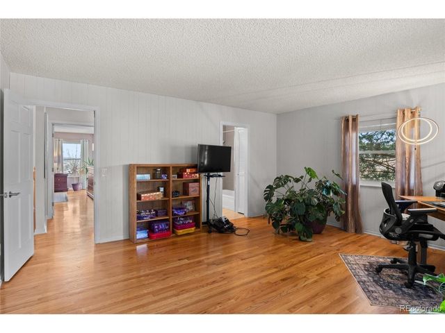 10402 E Pinewood Dr, Parker, CO 80138