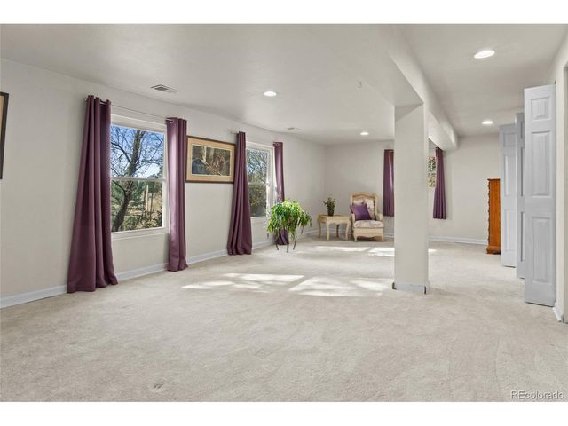 10402 E Pinewood Dr, Parker, CO 80138