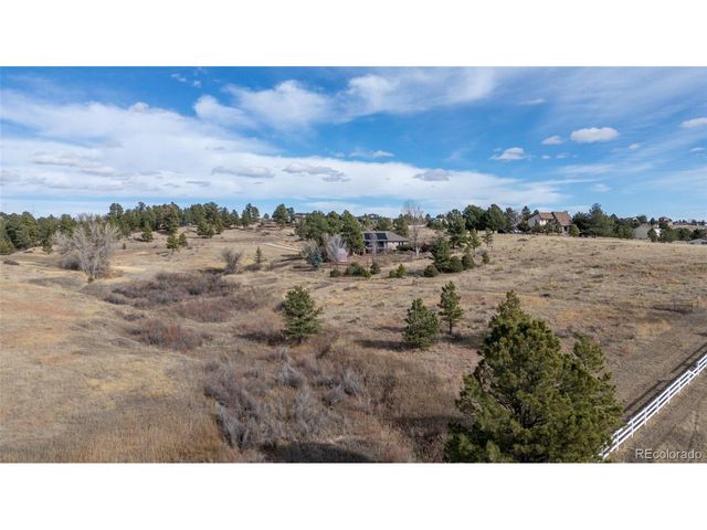10402 E Pinewood Dr, Parker, CO 80138