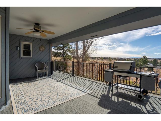 10402 E Pinewood Dr, Parker, CO 80138