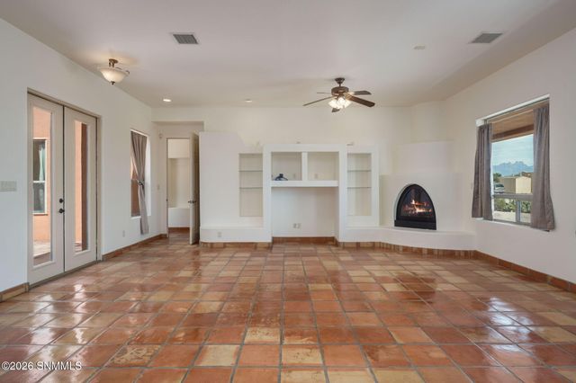5090 Chiricahua Trail, Las Cruces, NM 88012