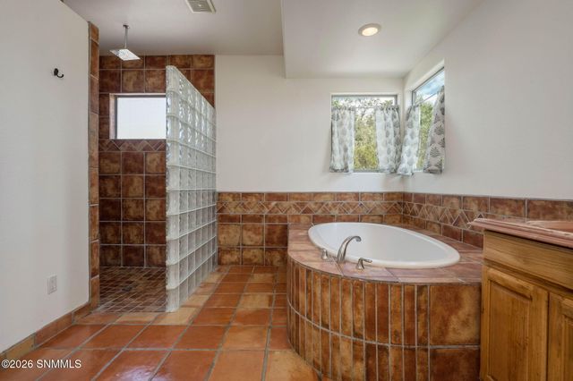 5090 Chiricahua Trail, Las Cruces, NM 88012
