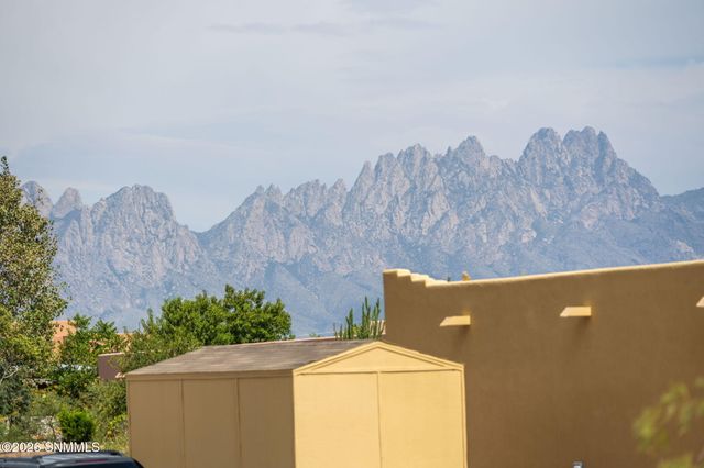 5090 Chiricahua Trail, Las Cruces, NM 88012