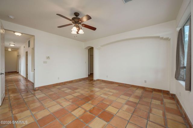 5090 Chiricahua Trail, Las Cruces, NM 88012