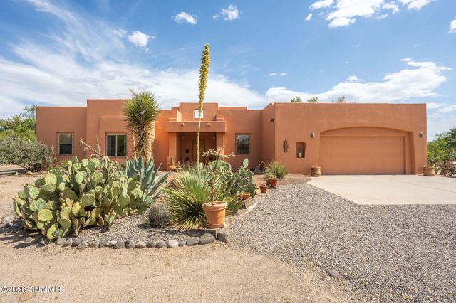5090 Chiricahua Trail, Las Cruces, NM 88012