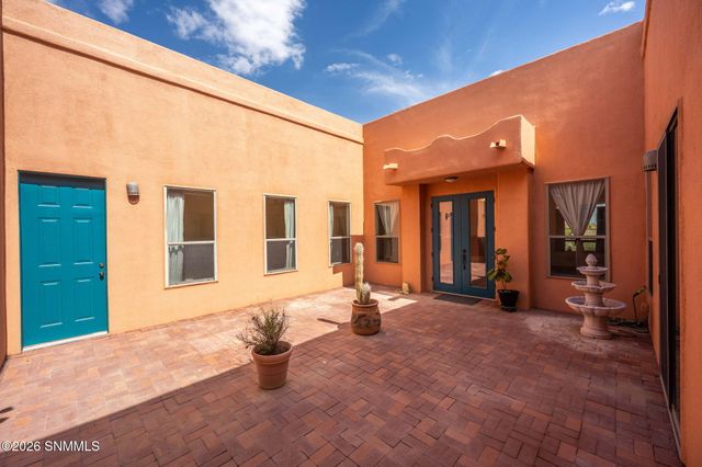 5090 Chiricahua Trail, Las Cruces, NM 88012
