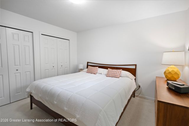 410 Julian Avenue, Lansing, MI 48917