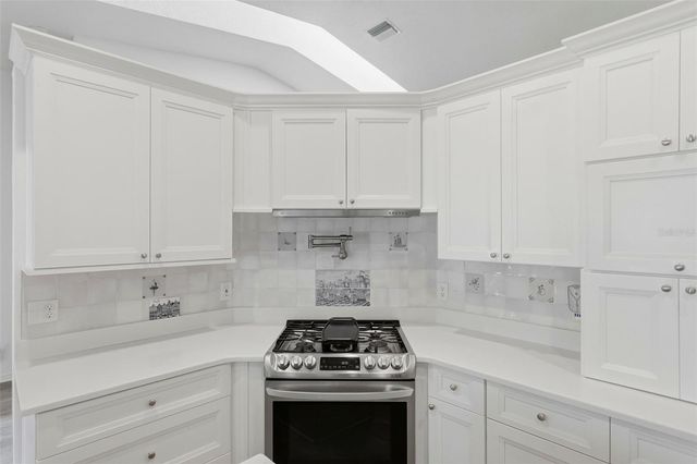 4301 52ND AVENUE S, St Petersburg, FL 33711