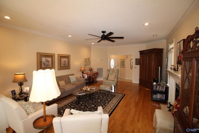 15067 Ashmont Blvd, Huntsville, AL 35803