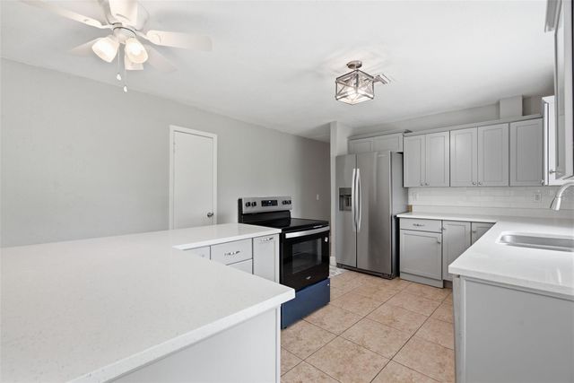 625 LIMONA ROAD, Brandon, FL 33510