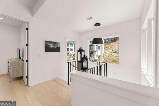 10940 Serenbe Lane, Chattahoochee Hills, GA 30268