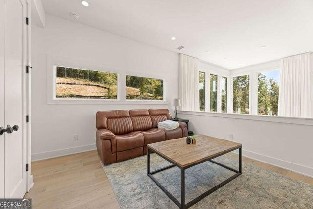 10940 Serenbe Lane, Chattahoochee Hills, GA 30268