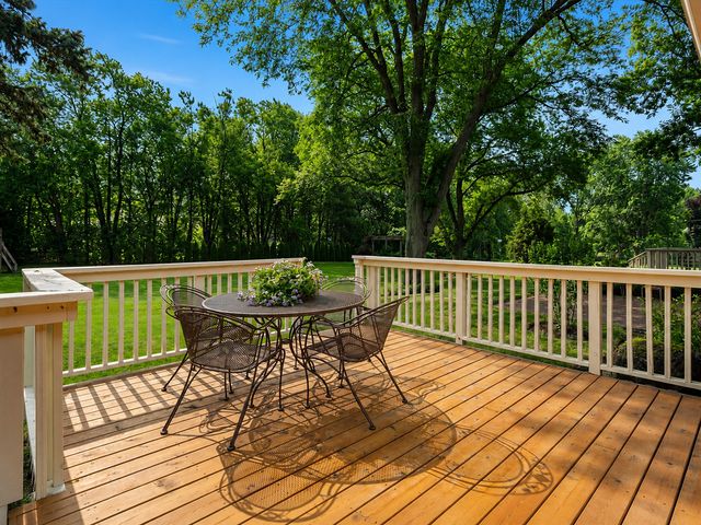 1447 Carol Lane, Deerfield, IL 60015