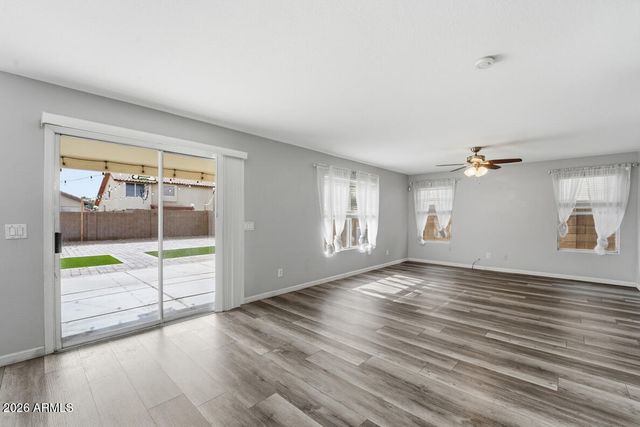 12523 W ROANOKE Avenue, Avondale, AZ 85392