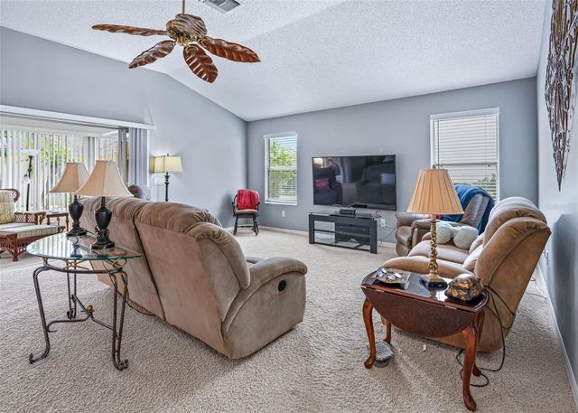 1857 POPPY CIRCLE, The Villages, FL 32162