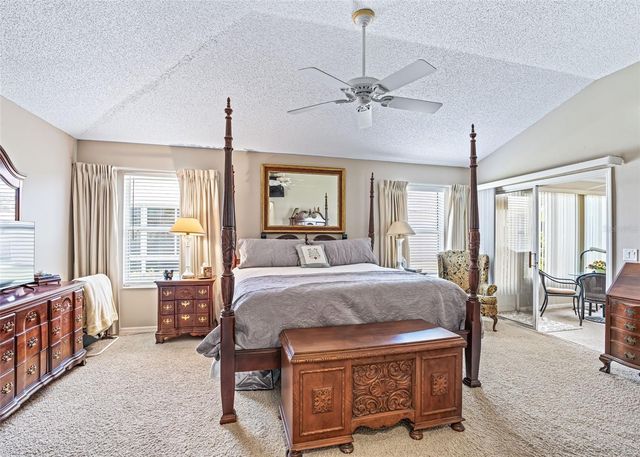 1857 POPPY CIRCLE, The Villages, FL 32162