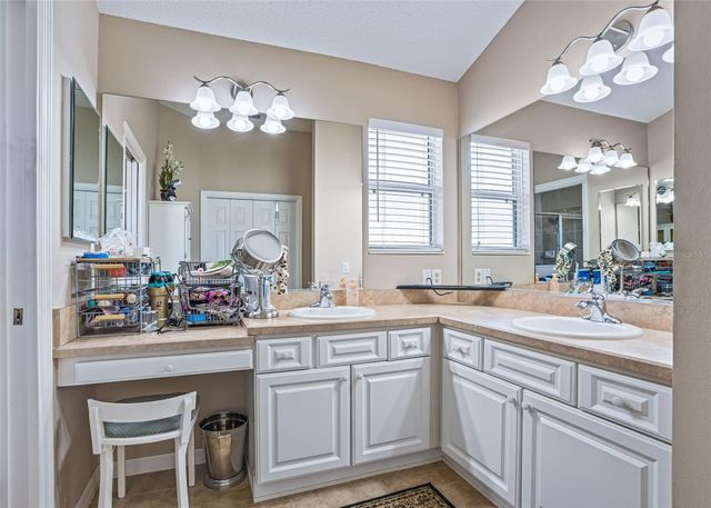 1857 POPPY CIRCLE, The Villages, FL 32162